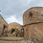 A Carini si va per organi monumentali, si sale sul castello di notte e si scende nelle catacombe